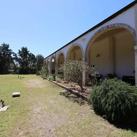 Masseria Faga Hotel apartamentowy 4*